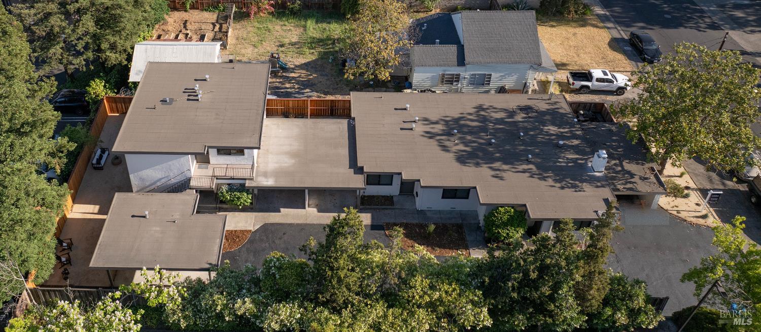 528 3rd Street W