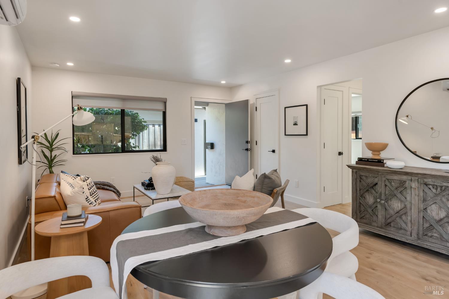 528 3rd Street W
