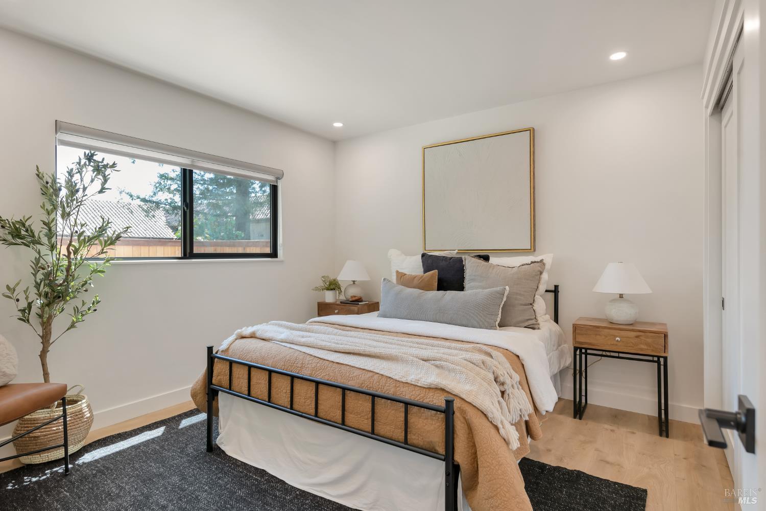 528 3rd Street W