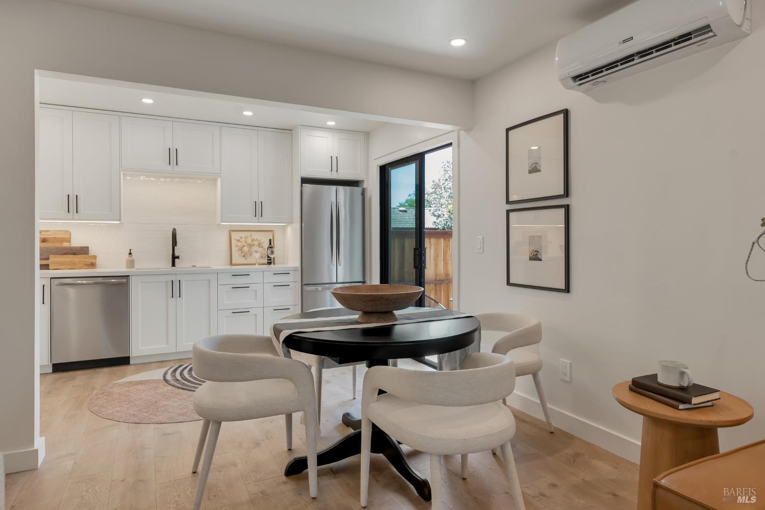 528 3rd Street W