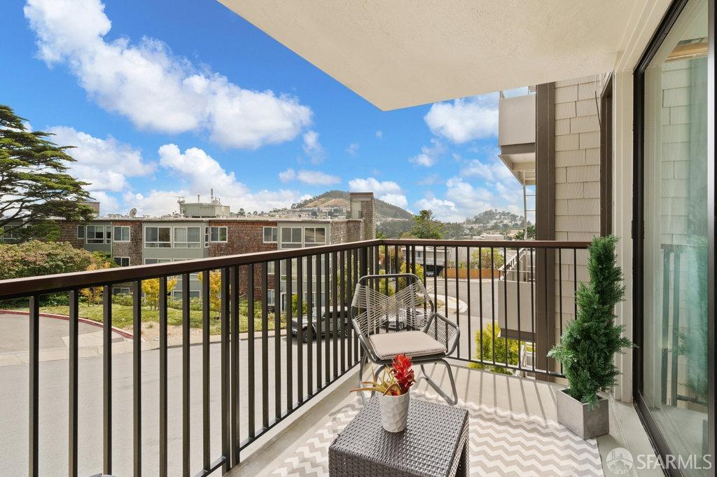 266 Red Rock Way Unit: A