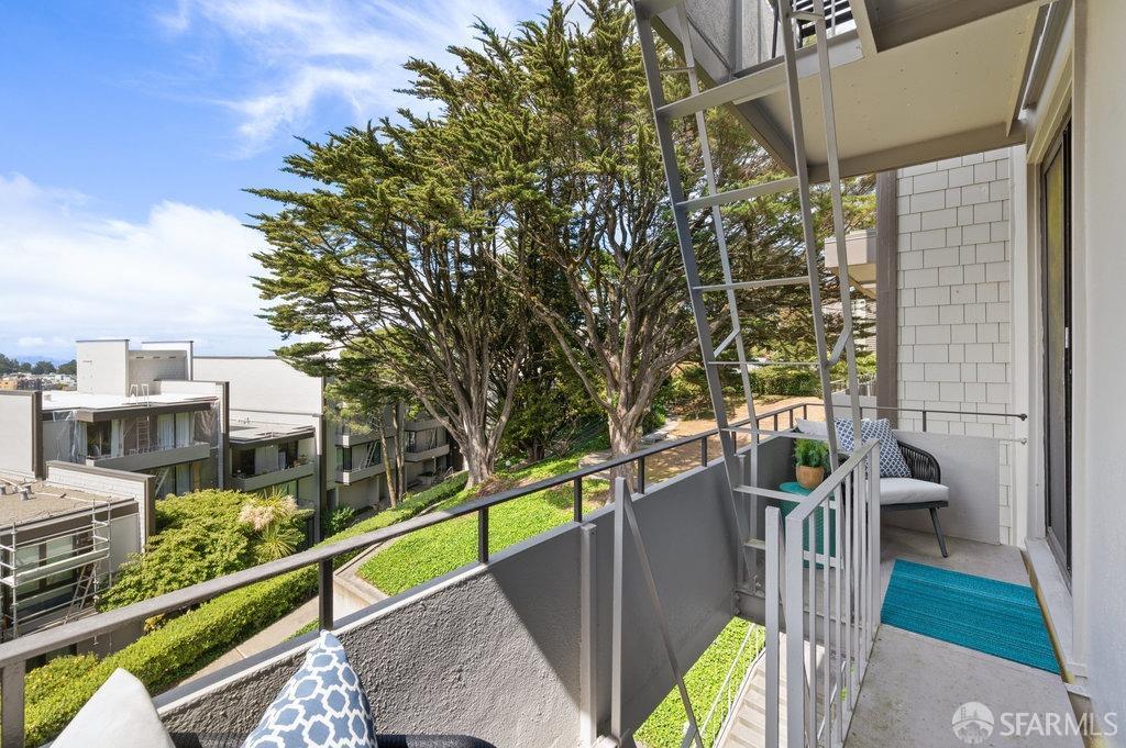 266 Red Rock Way Unit: A