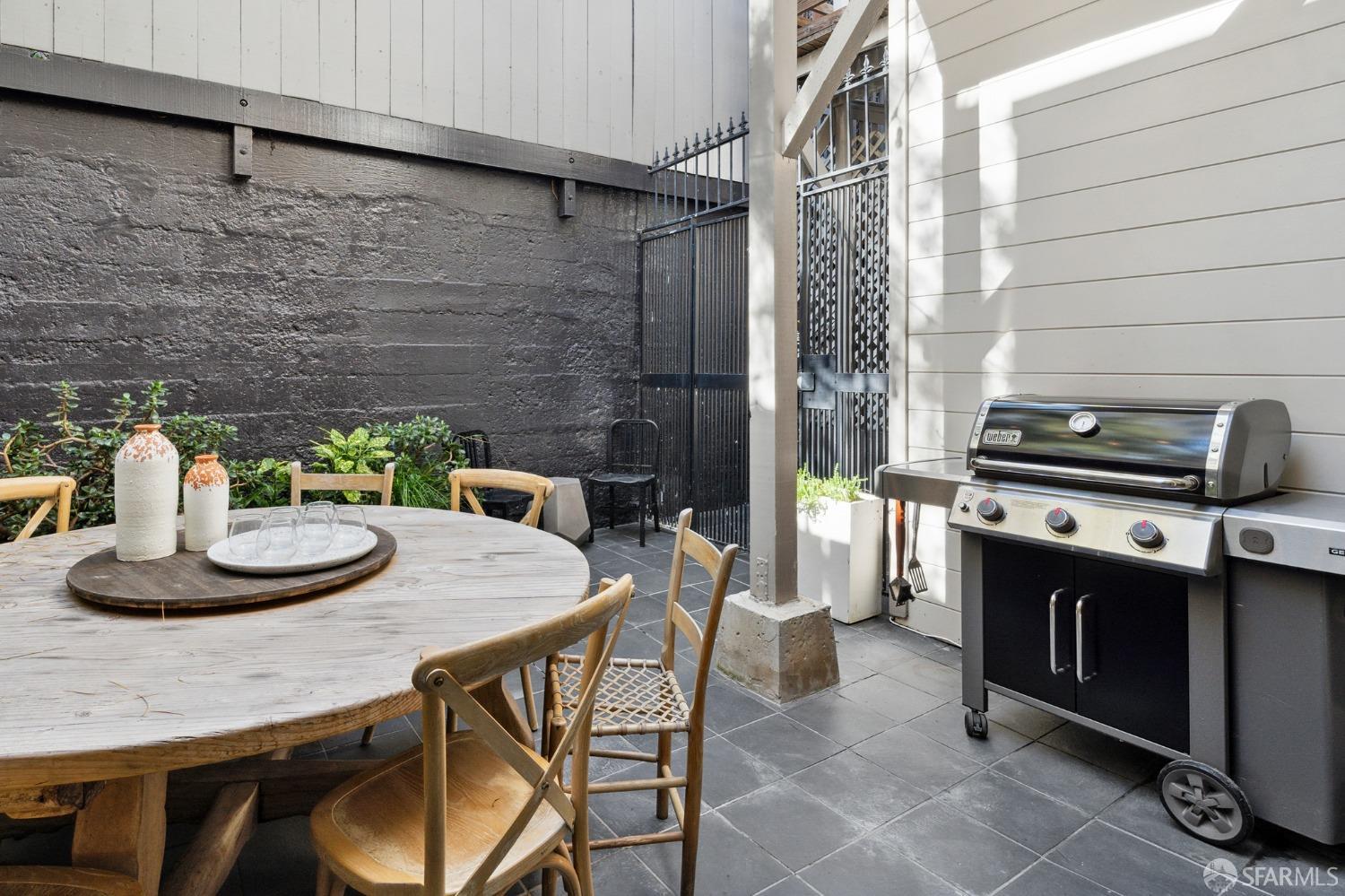62 Elgin Park
