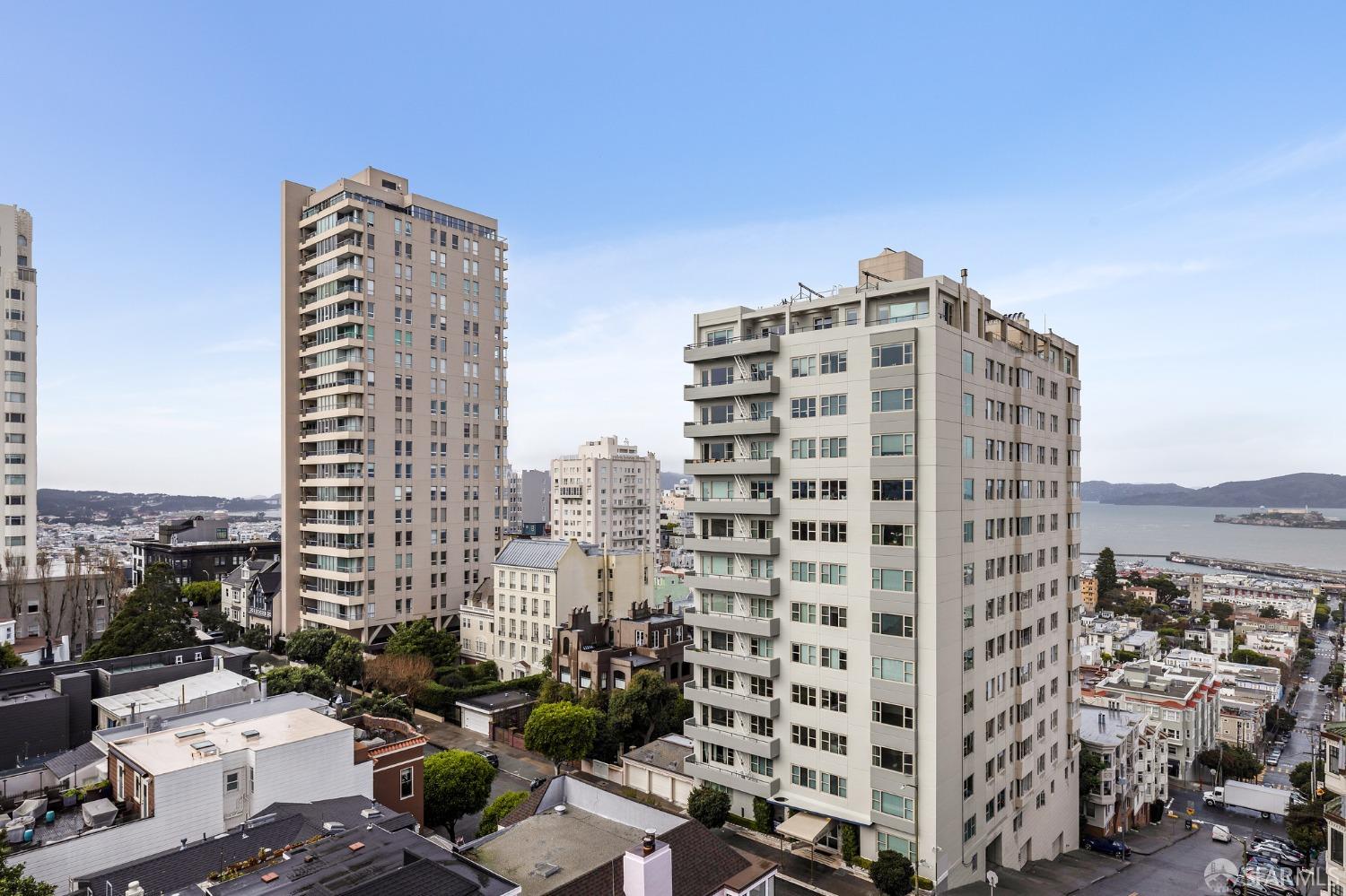 999 Green Street # 1102