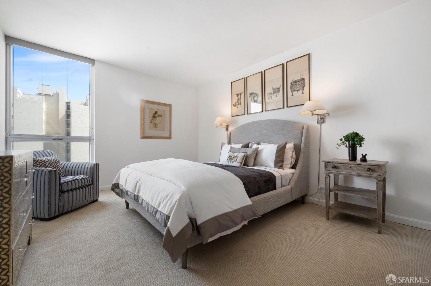 1070 Green Street # 601