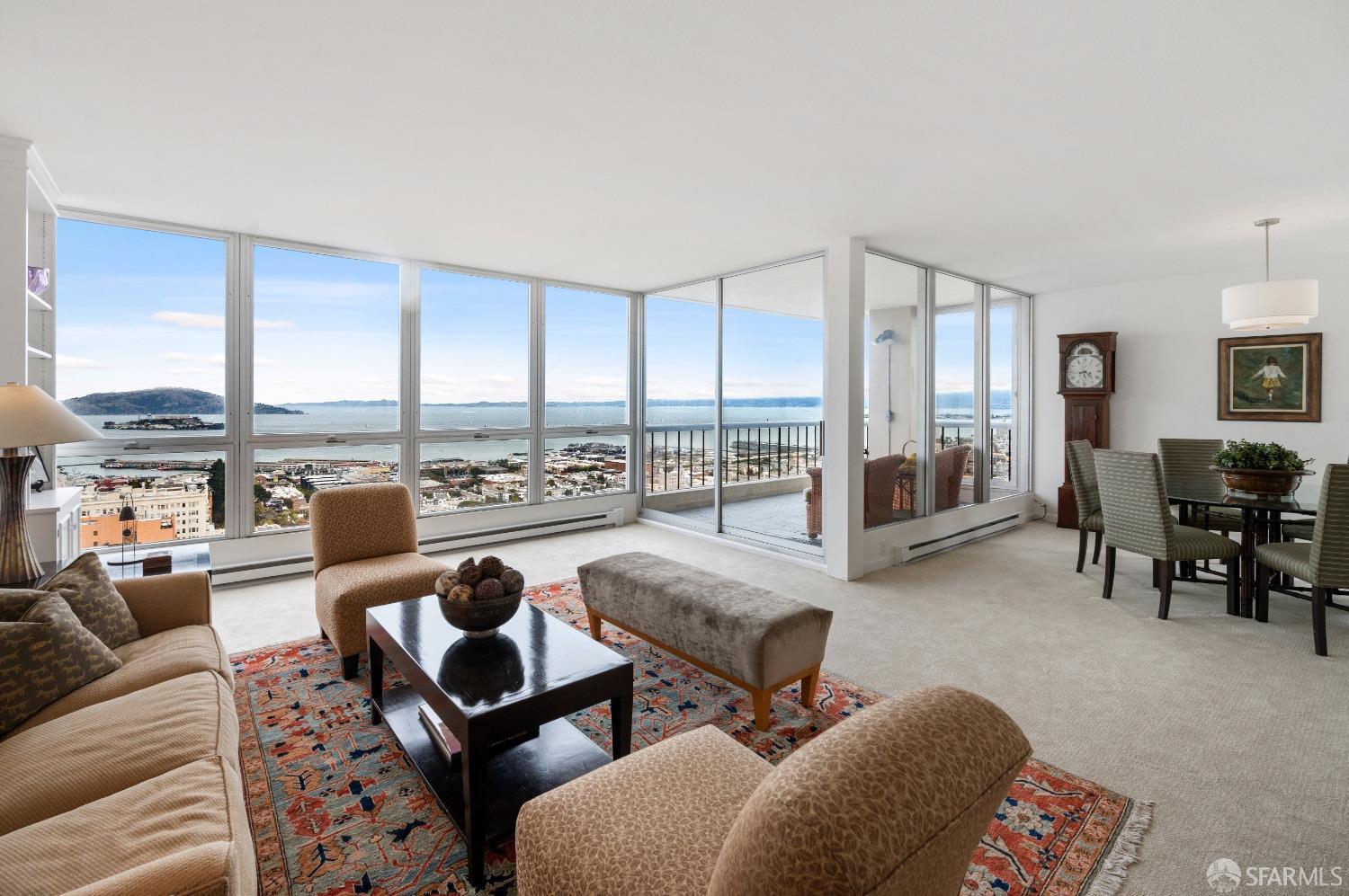 1070 Green Street # 601