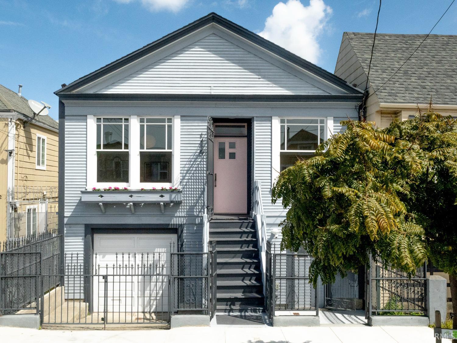 1470 Van Dyke Avenue