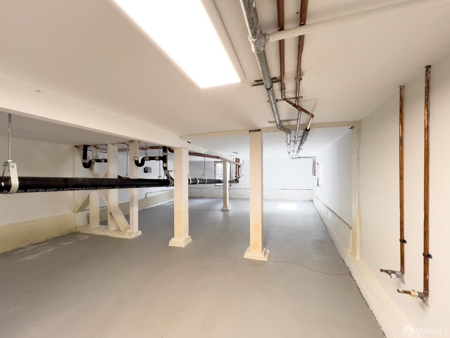 1470 Van Dyke Avenue