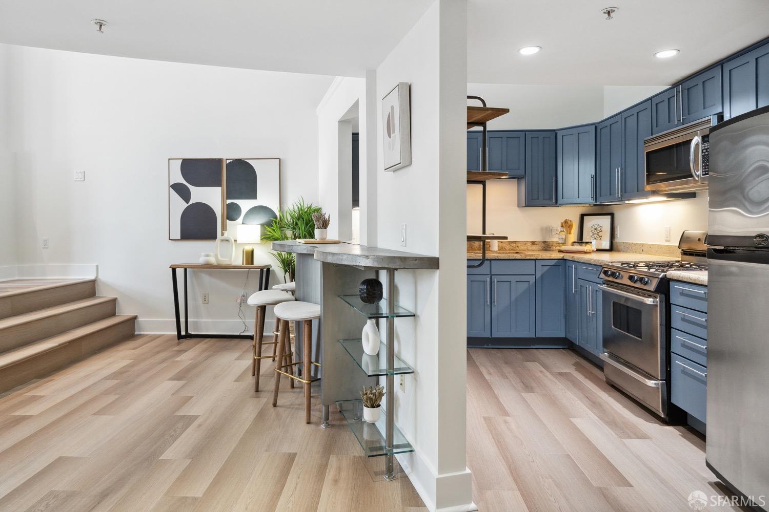 415 Bryant Street # 2