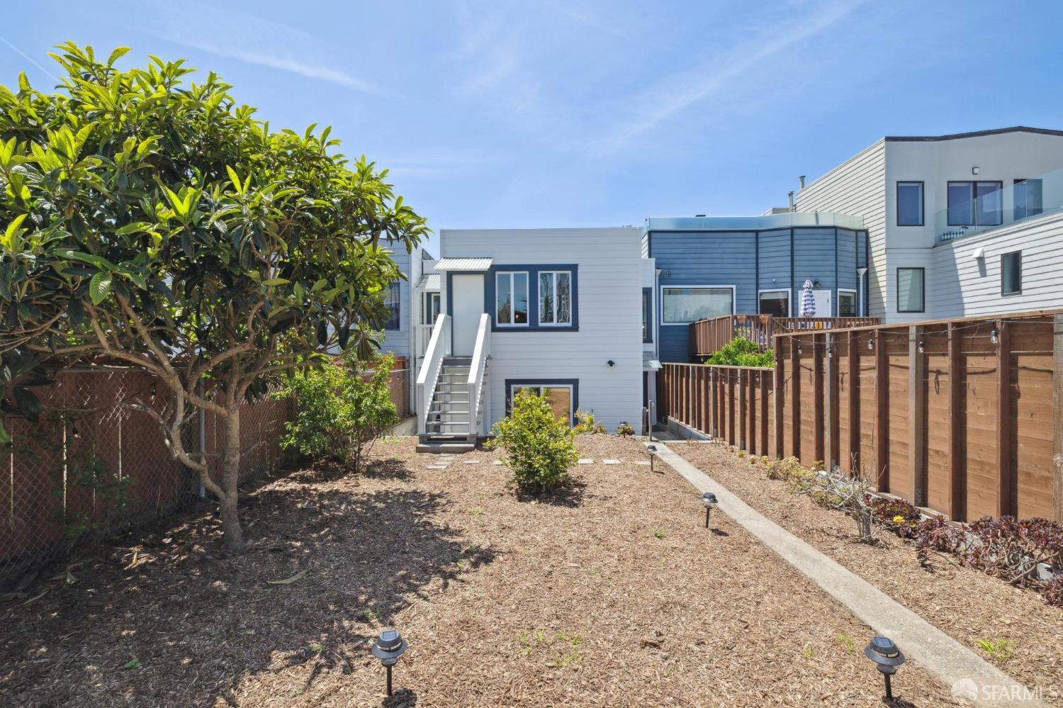 842 44th Avenue