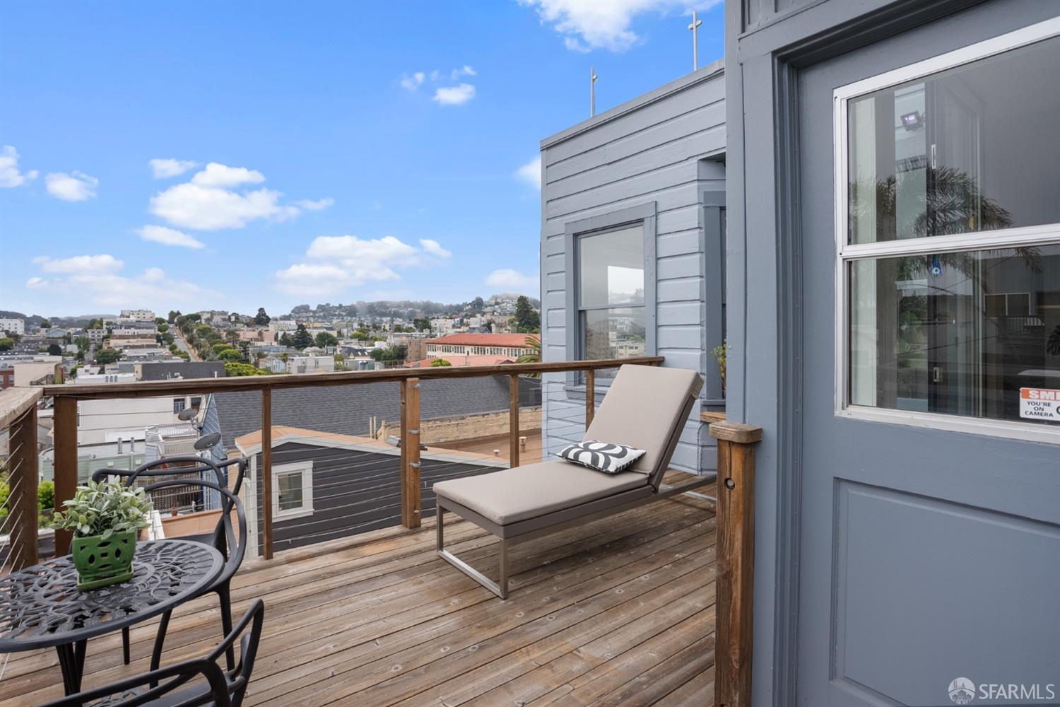 833 Dolores Street