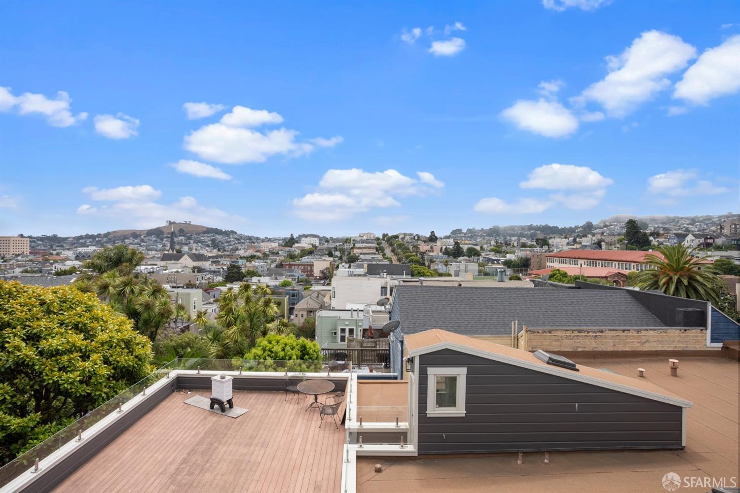 833 Dolores Street
