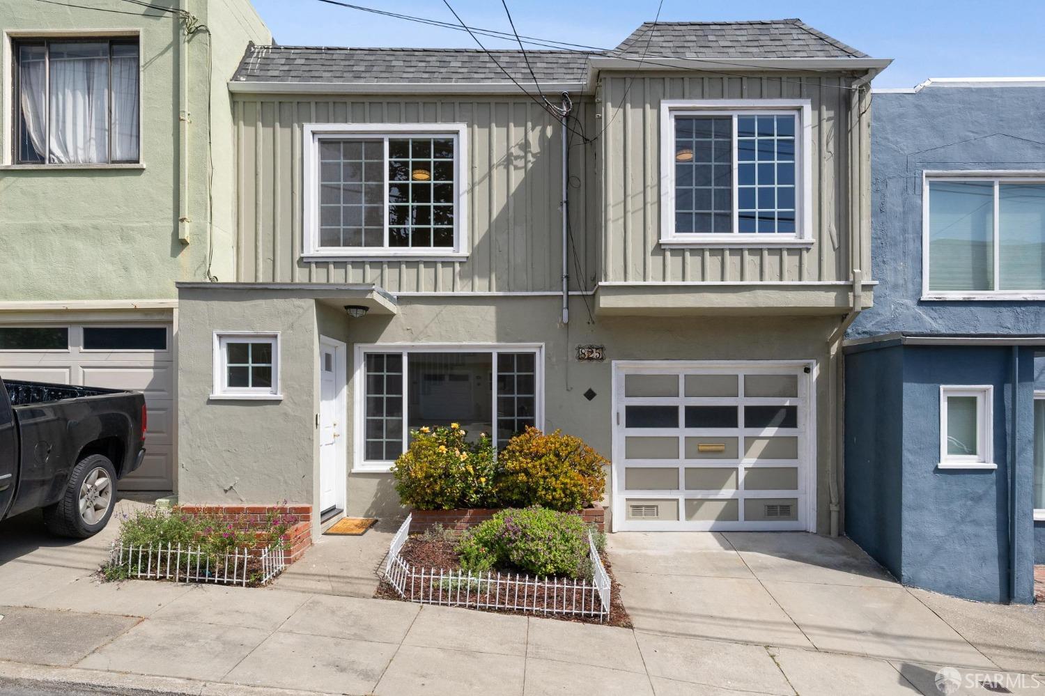 825 Rolph Street