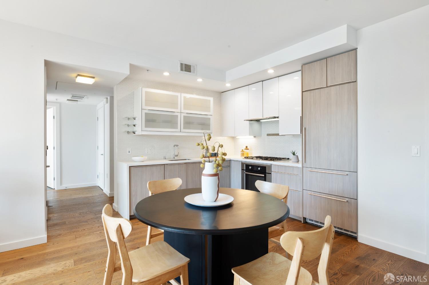 300 Ivy Street # 314