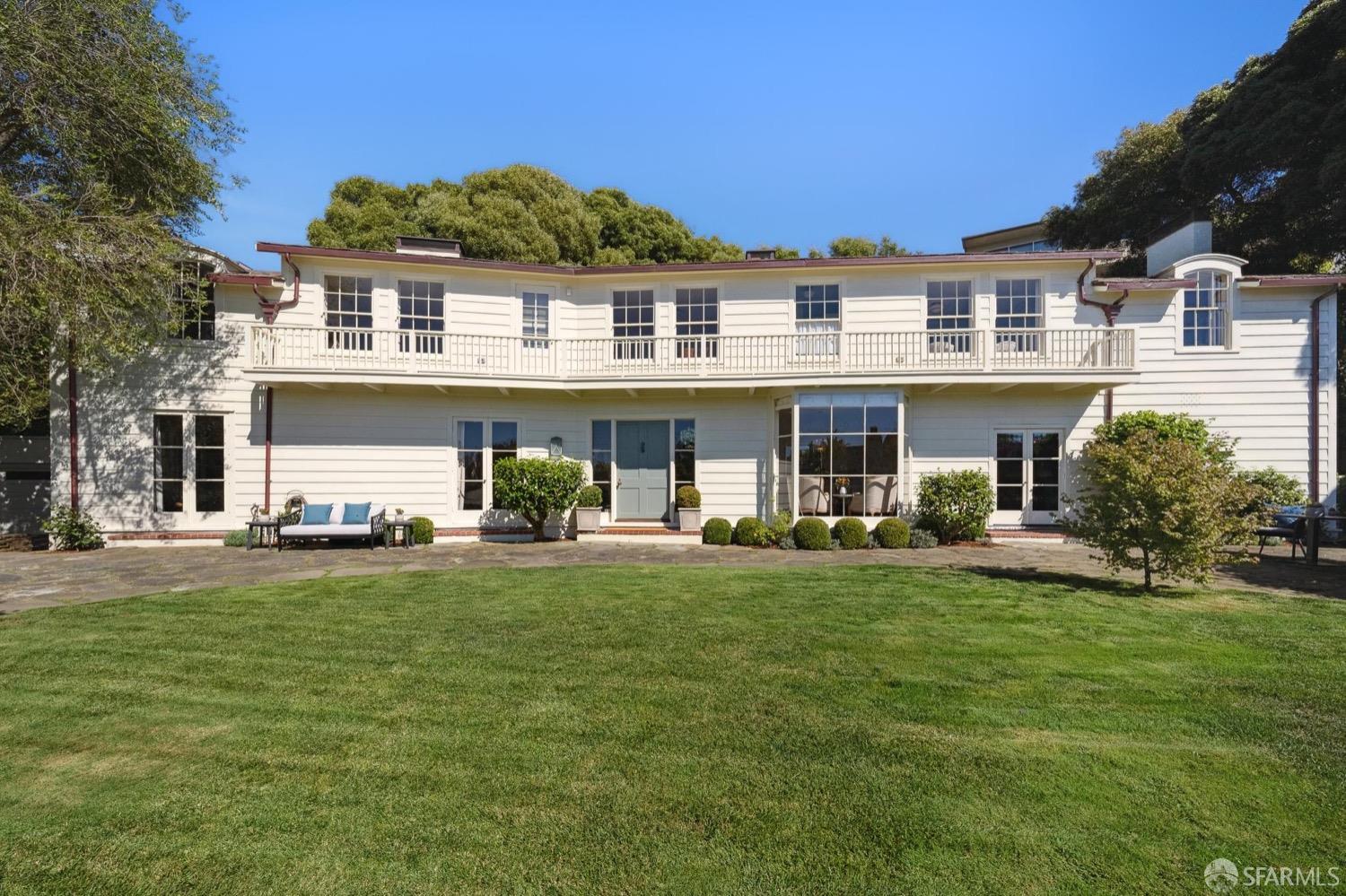 17 San Andreas Way