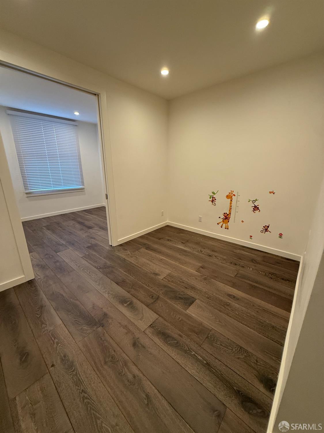 1201 California Street # 207