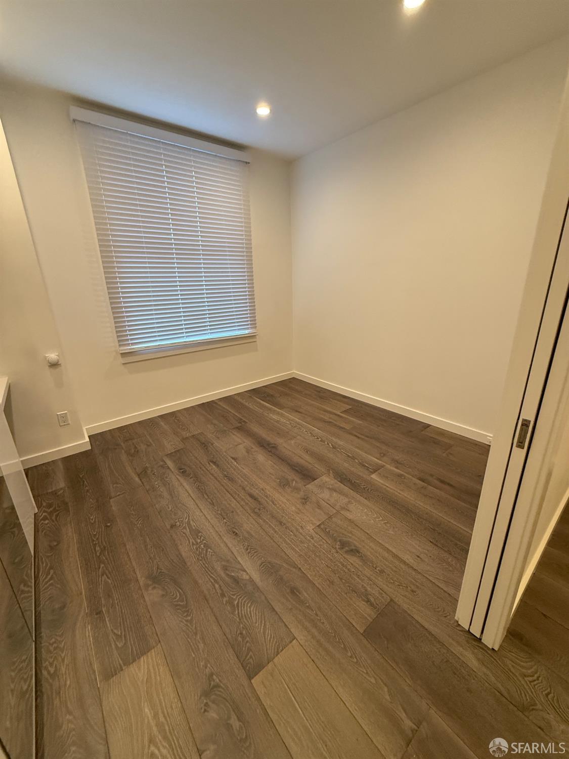 1201 California Street # 207