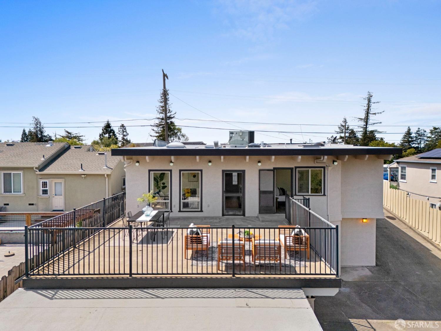 18006 Almond Road W
