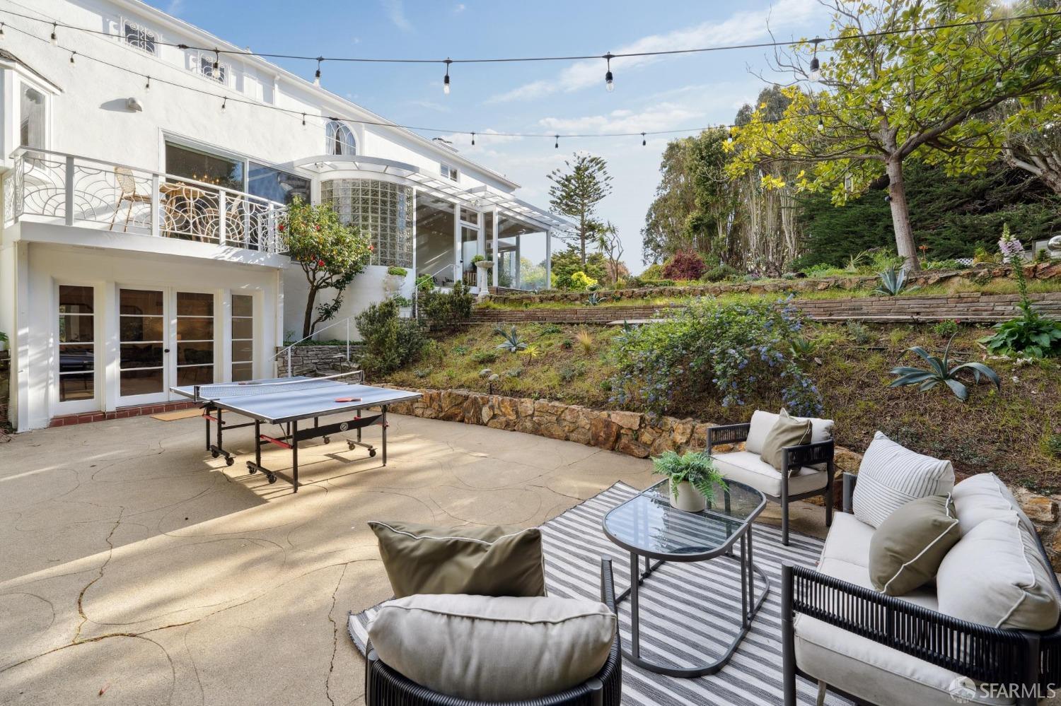 100 Stonecrest Drive
