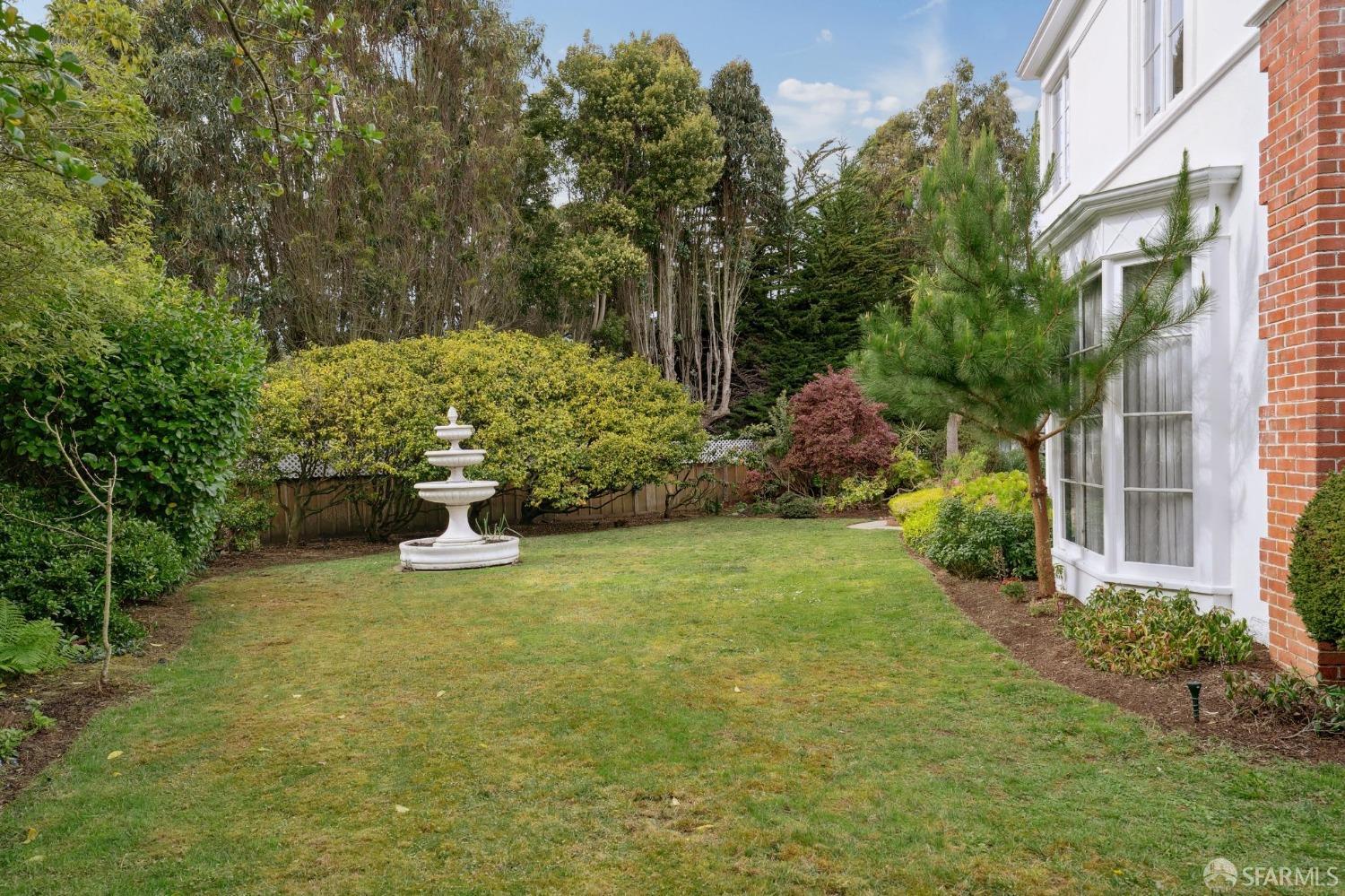 100 Stonecrest Drive