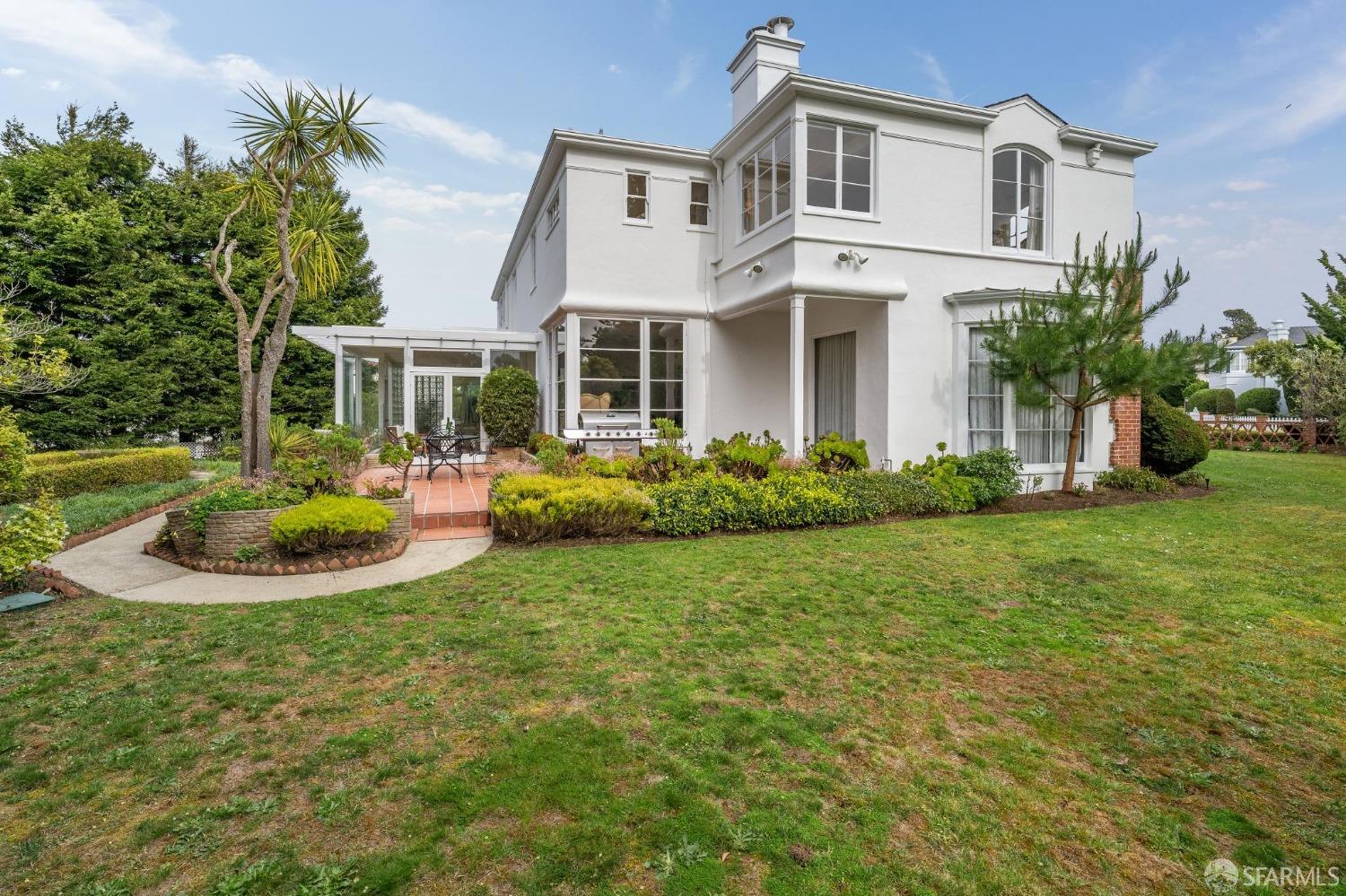 100 Stonecrest Drive