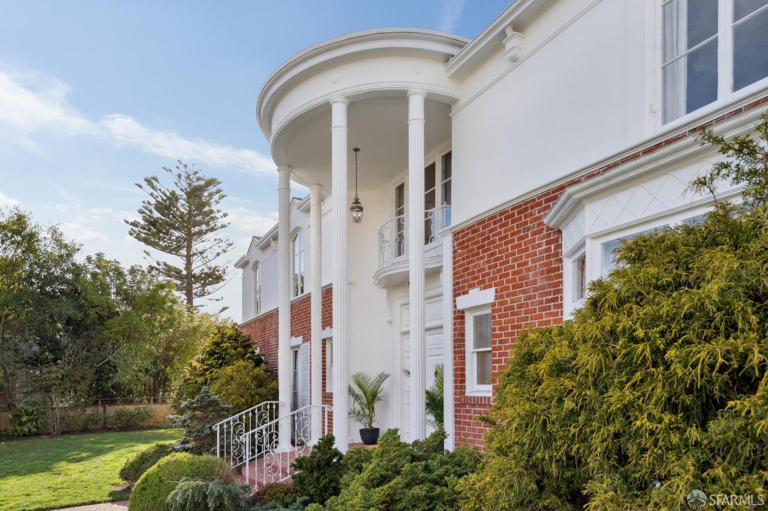 100 Stonecrest Drive