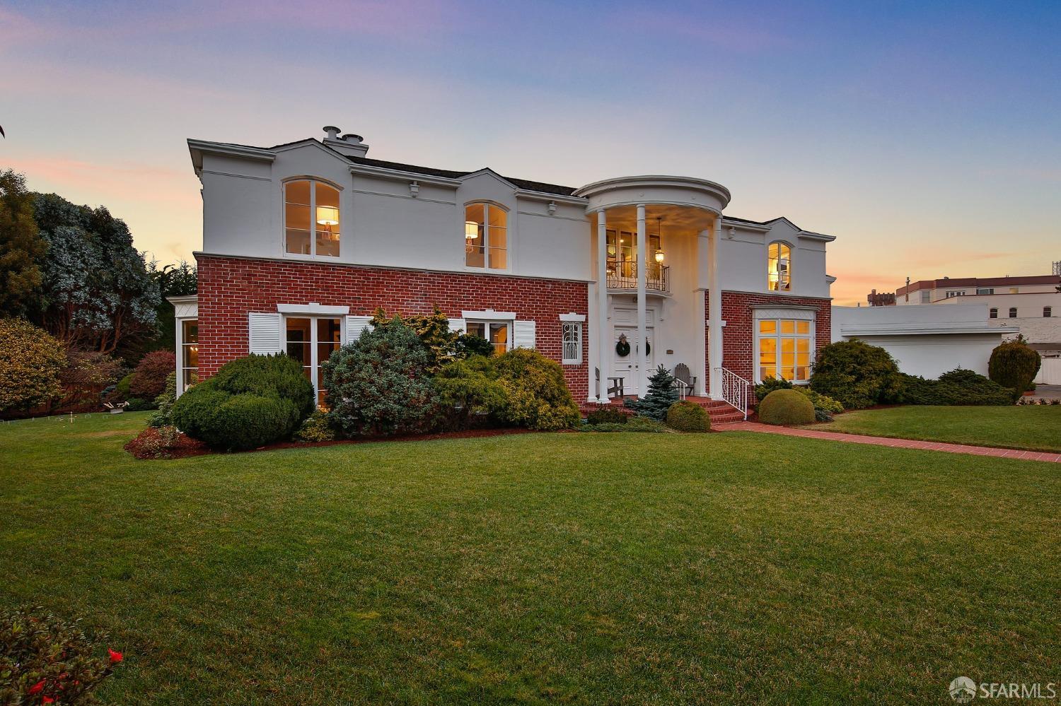 100 Stonecrest Drive
