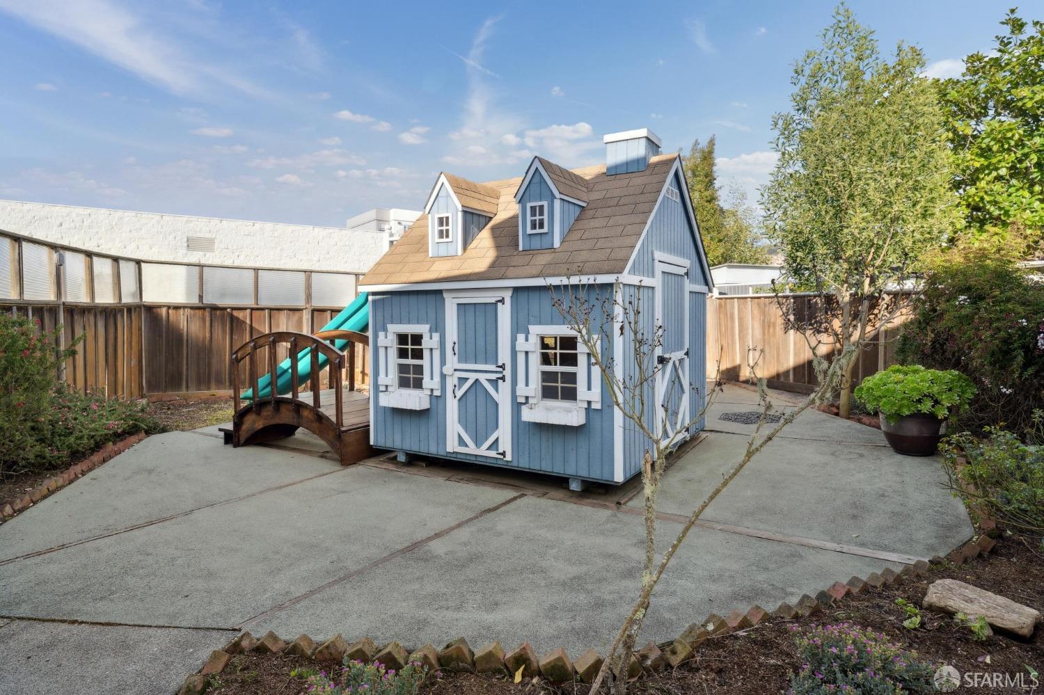 100 Stonecrest Drive