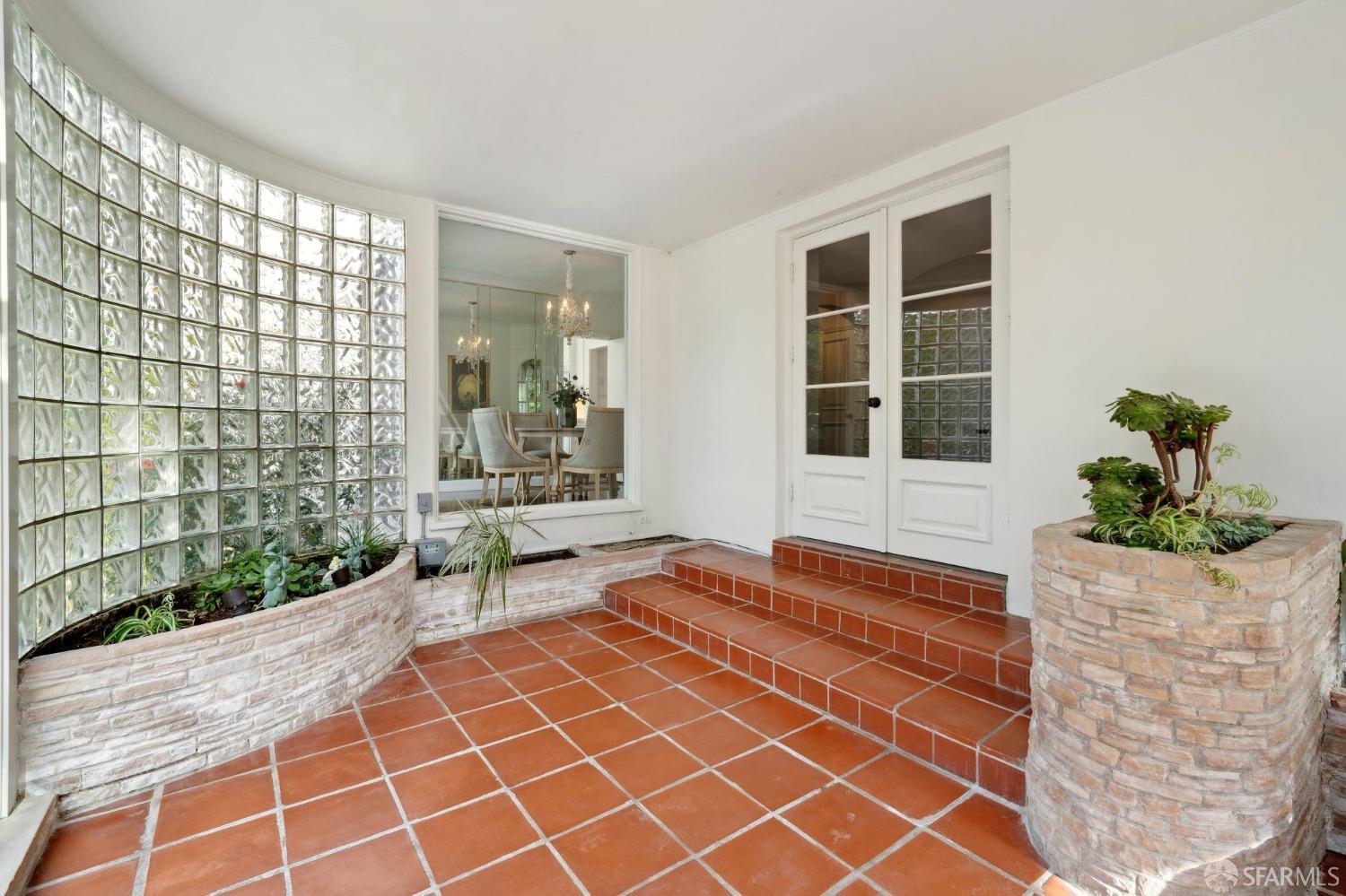 100 Stonecrest Drive