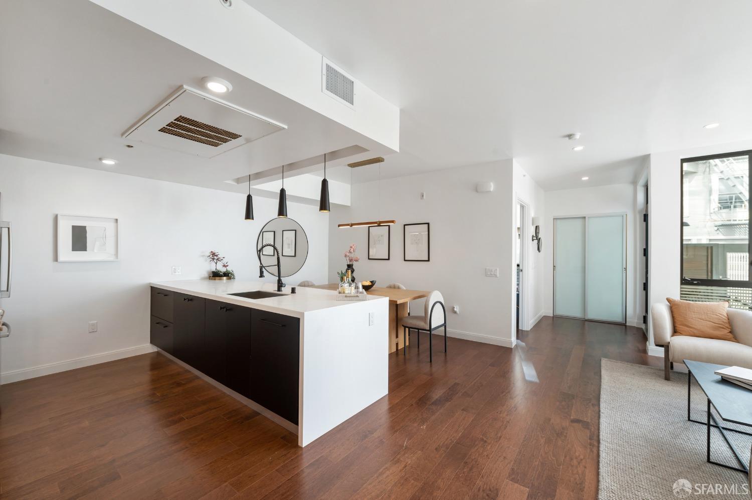 555 Fulton Street # 102