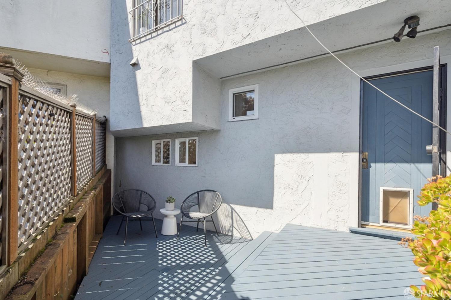 405 Holladay Avenue