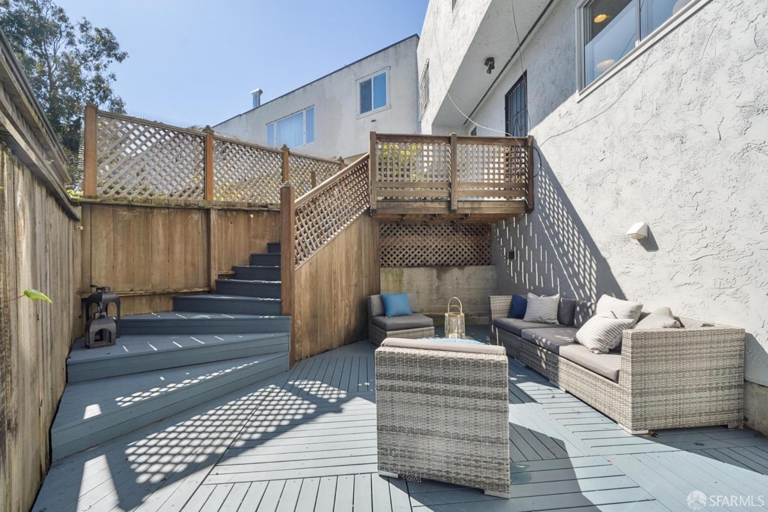 405 Holladay Avenue