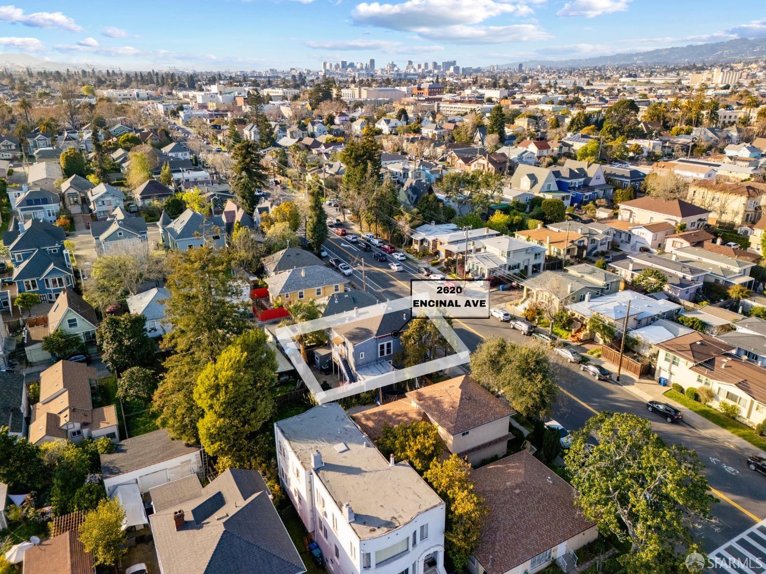 2620 Encinal Avenue