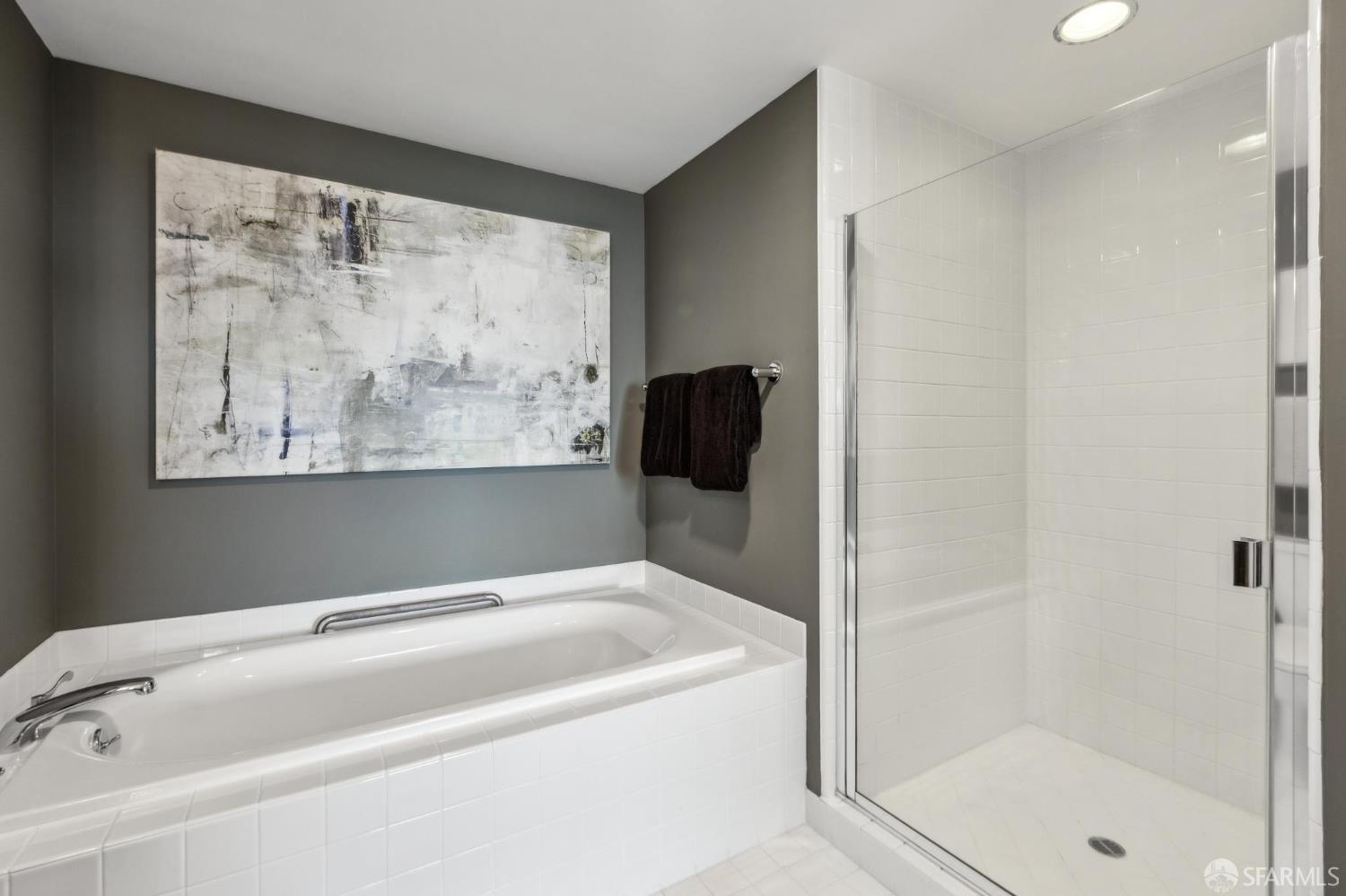 1388 Gough Street # 1001