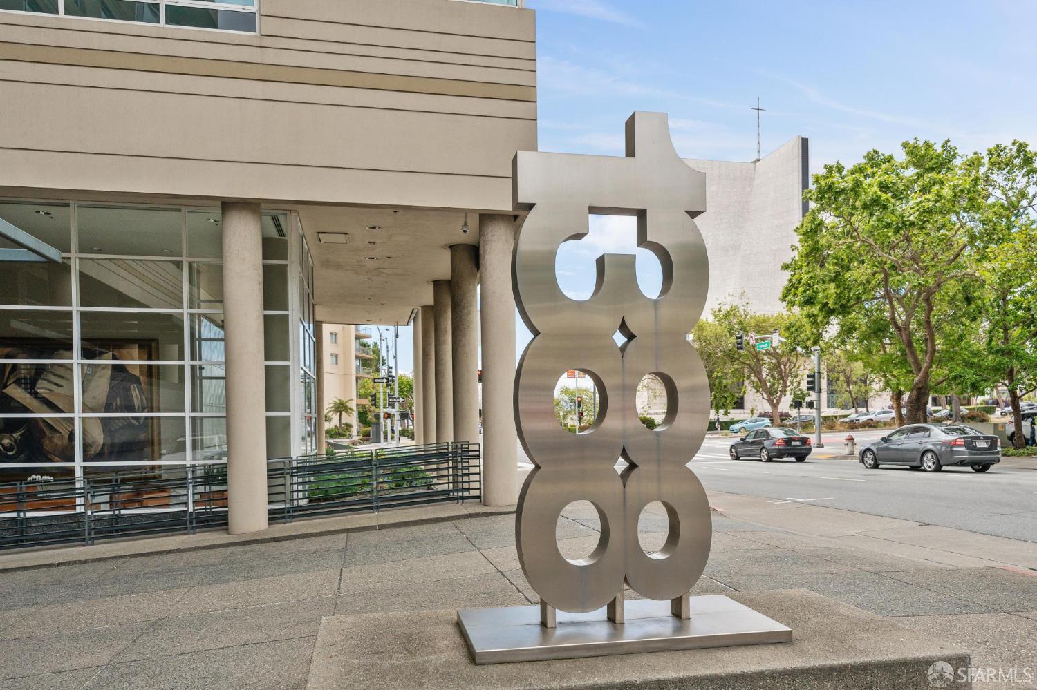 1388 Gough Street # 1001