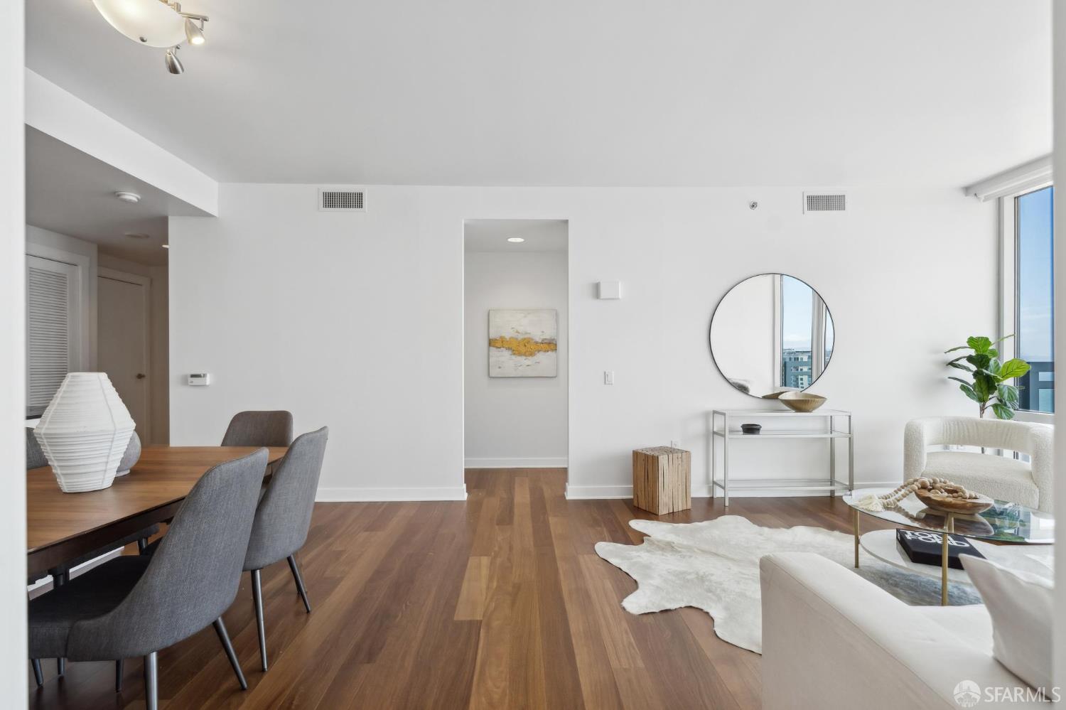 501 Beale Street # 19B