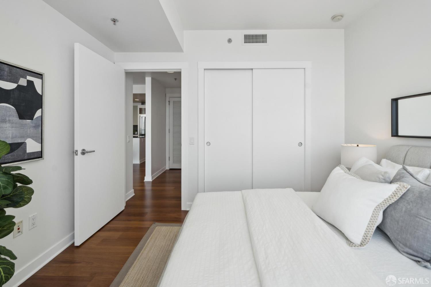 501 Beale Street # 19B