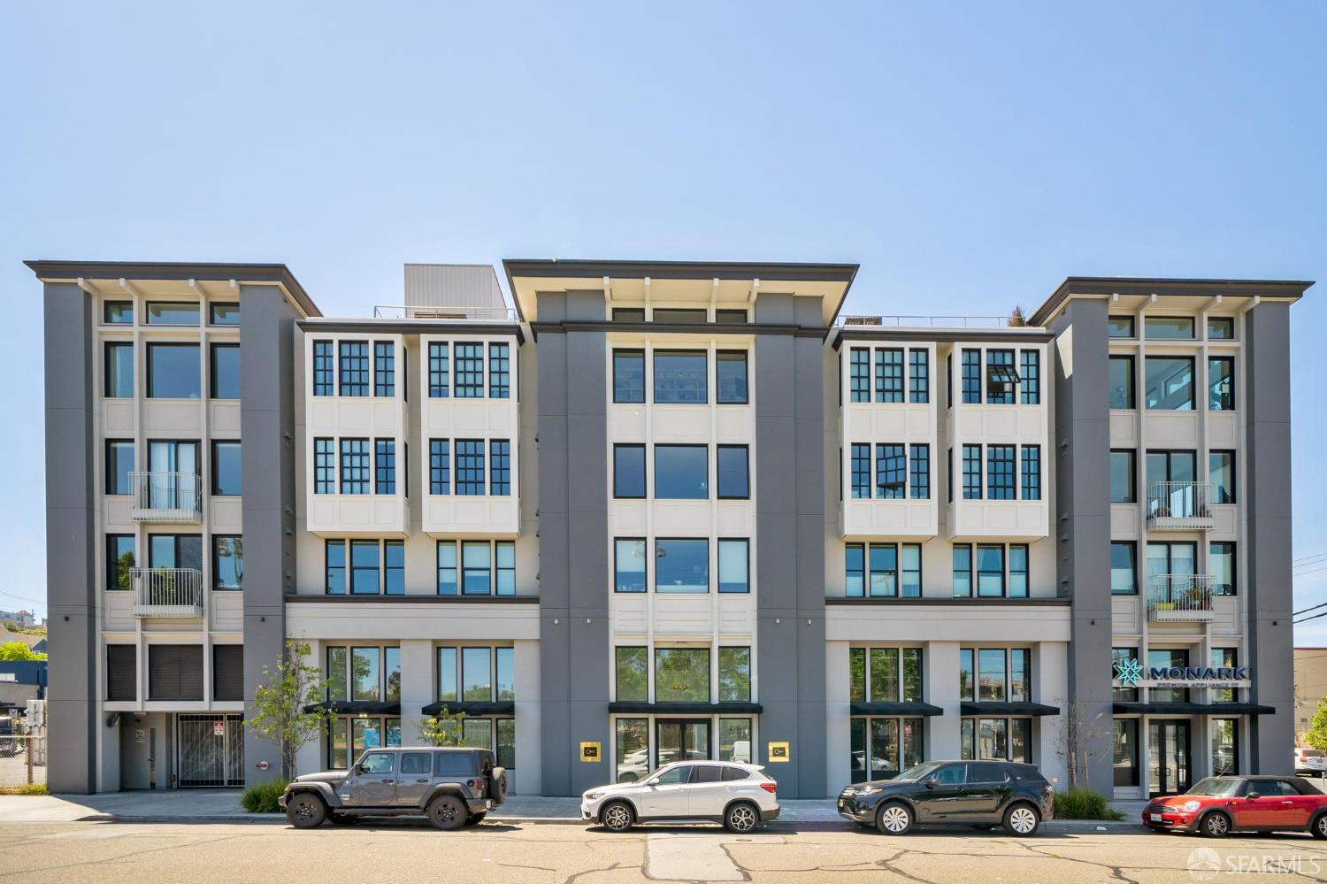 310 Carolina Street # 402