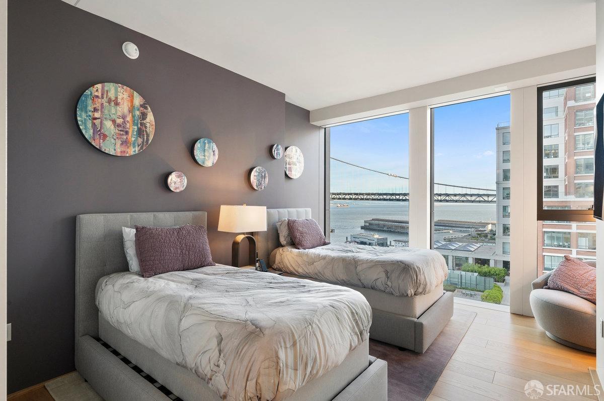 1 Steuart Lane # 1502