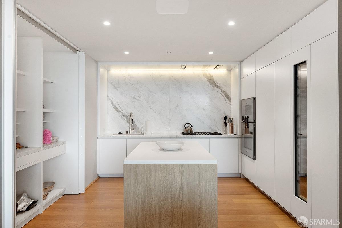 1 Steuart Lane # 1502