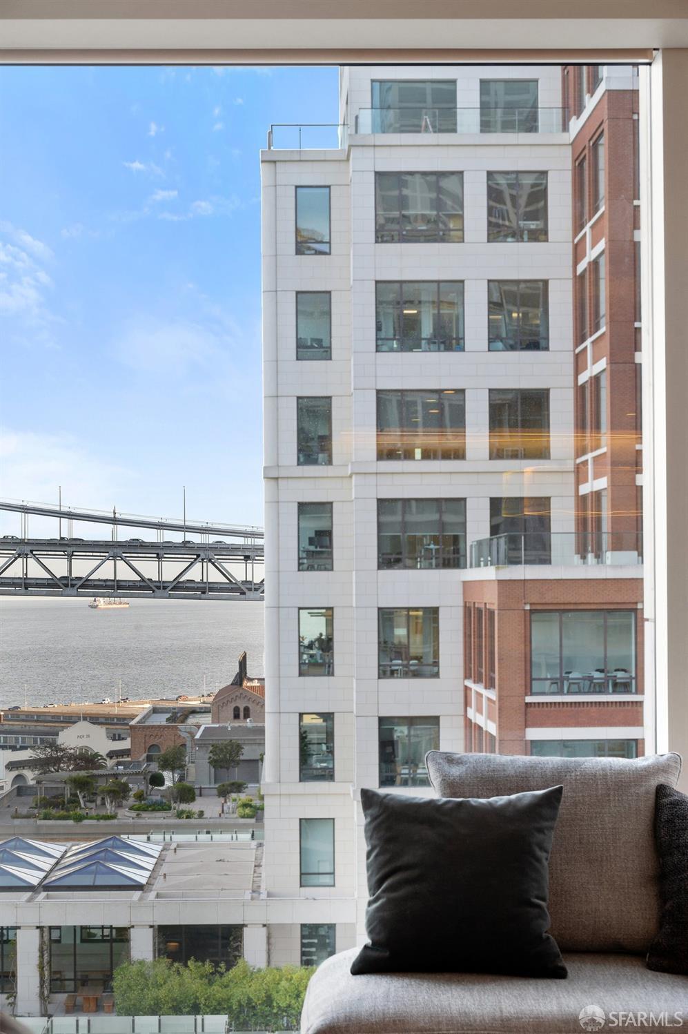 1 Steuart Lane # 1502