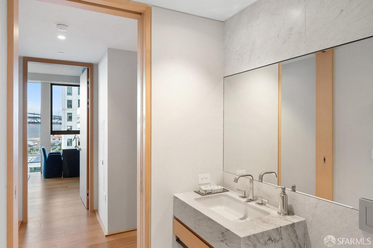 1 Steuart Lane # 1502