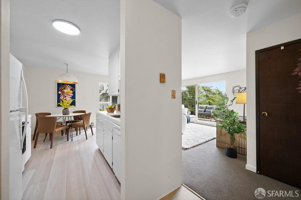 160 Gardenside Drive # 101