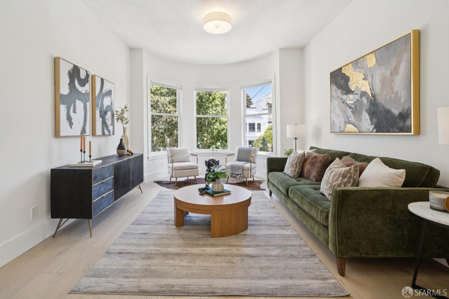 527 Baker Street