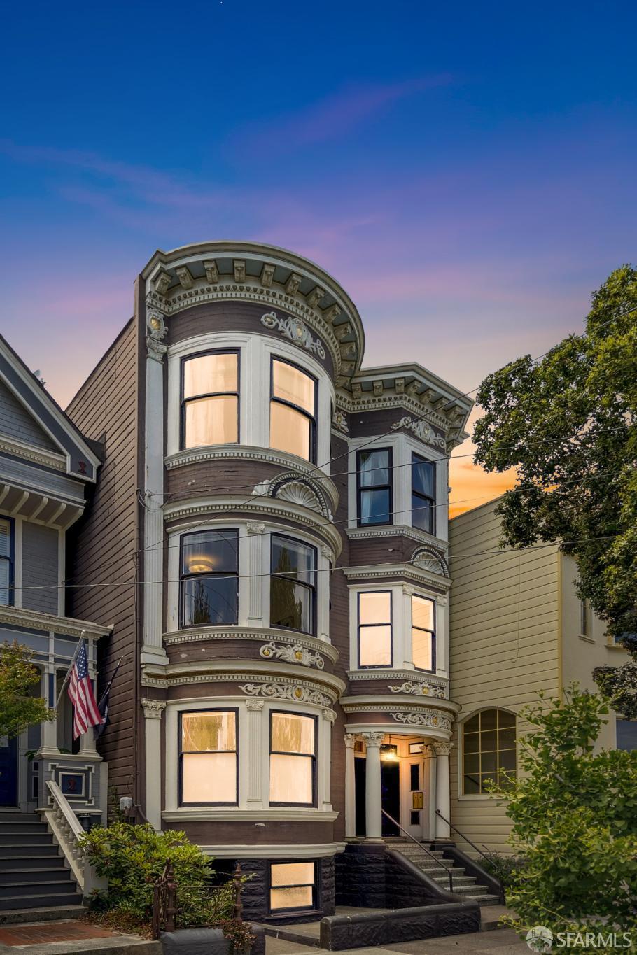 527 Baker Street