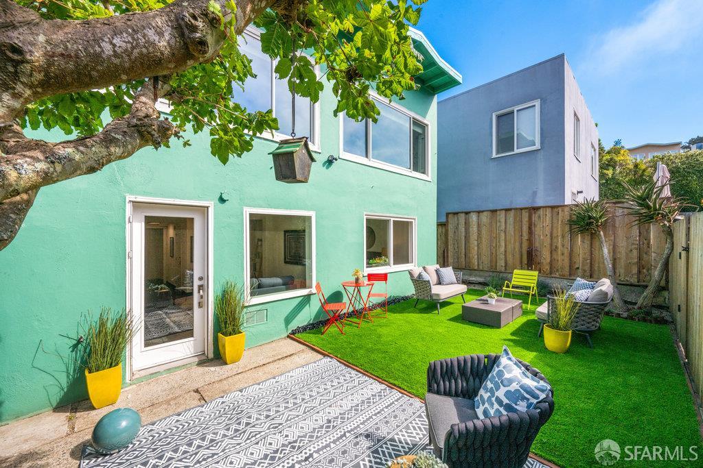 76 Clairview Court