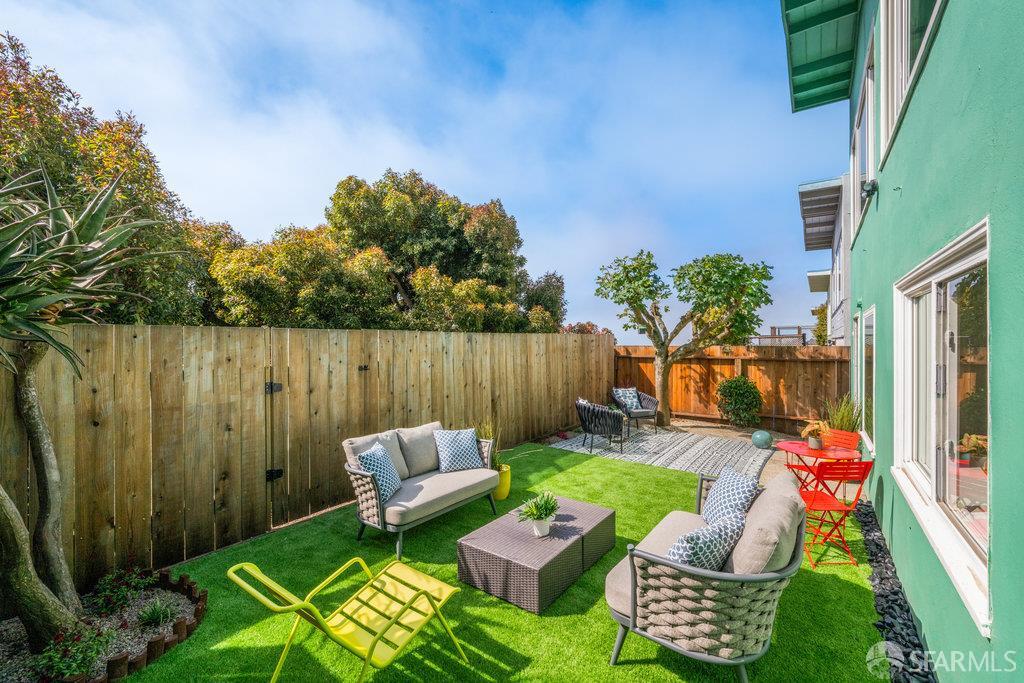 76 Clairview Court