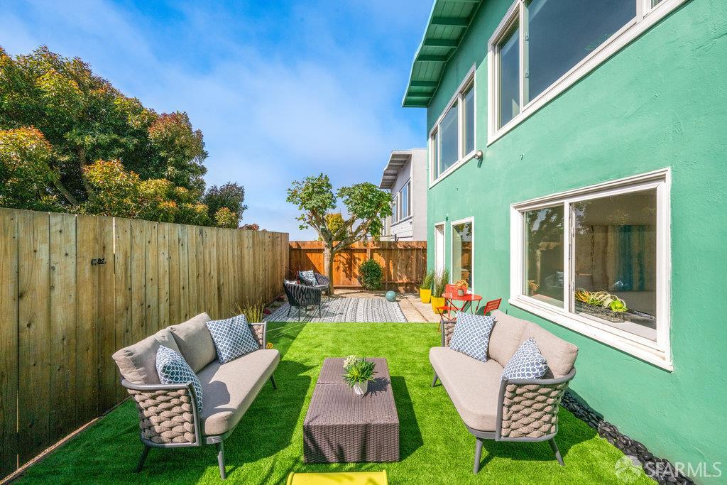 76 Clairview Court