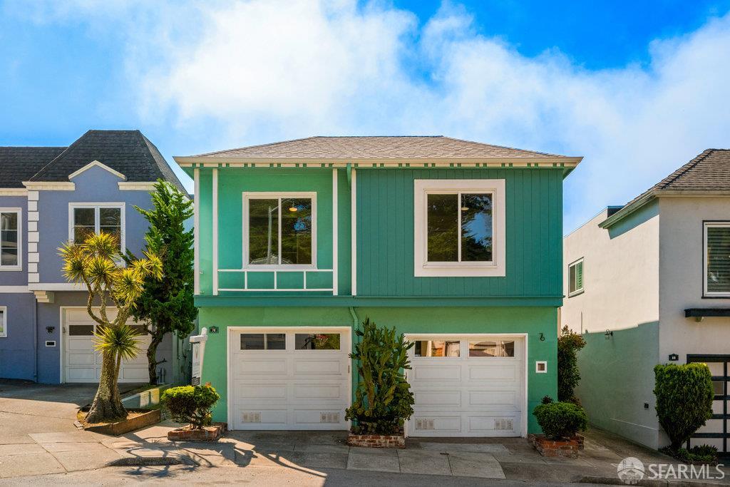 76 Clairview Court