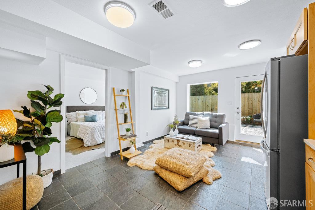 76 Clairview Court